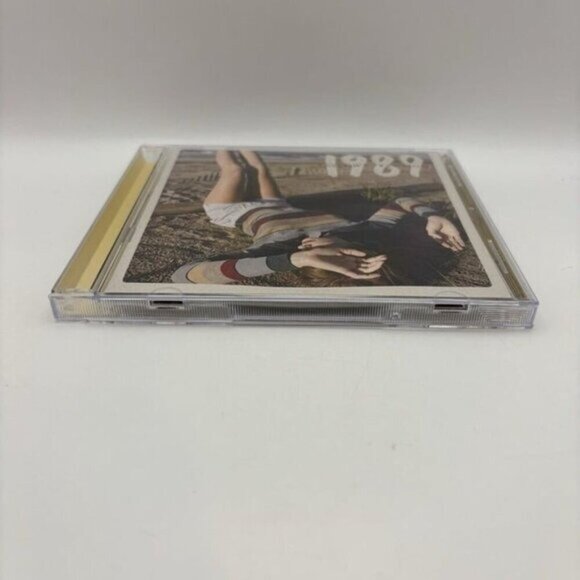 Taylor Swift 1989 Taylor's Version Sunrise Boulevard Yellow Edition CD - Picture 8 of 8